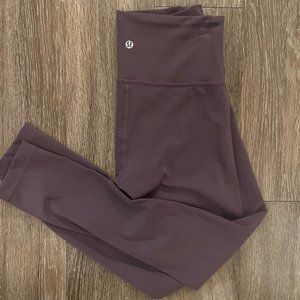 size 6 lululemon athletica plum leggings - cropped